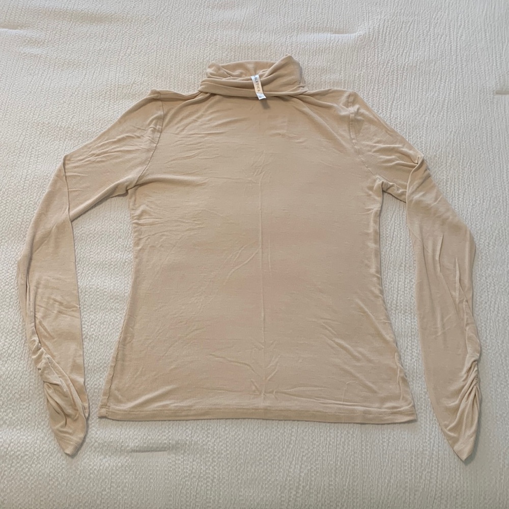 Fabletics turtleneck
